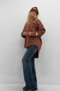 camicia lunga sul retro square
